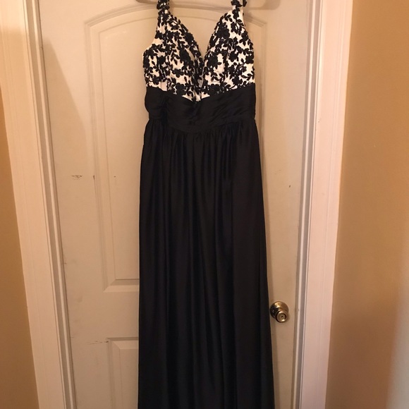 Black & white prom dress - Picture 2 of 4